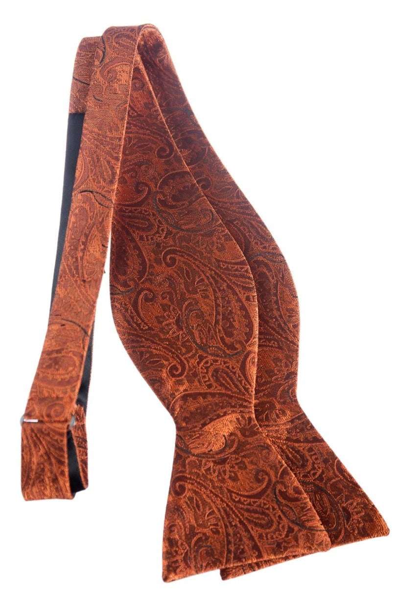Self Tie Bow Tie with Adjustable Neck Strap of Paisley Jacquard