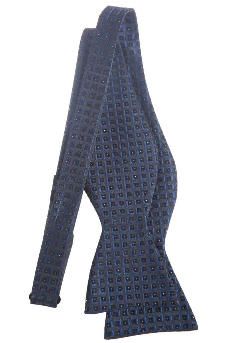 Self Tie Bow Tie with Adjustable Neck Strap of Paisley Jacquard