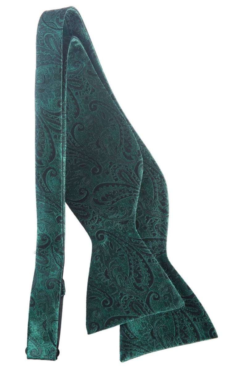 Self Tie Bow Tie with Adjustable Neck Strap of Paisley Jacquard