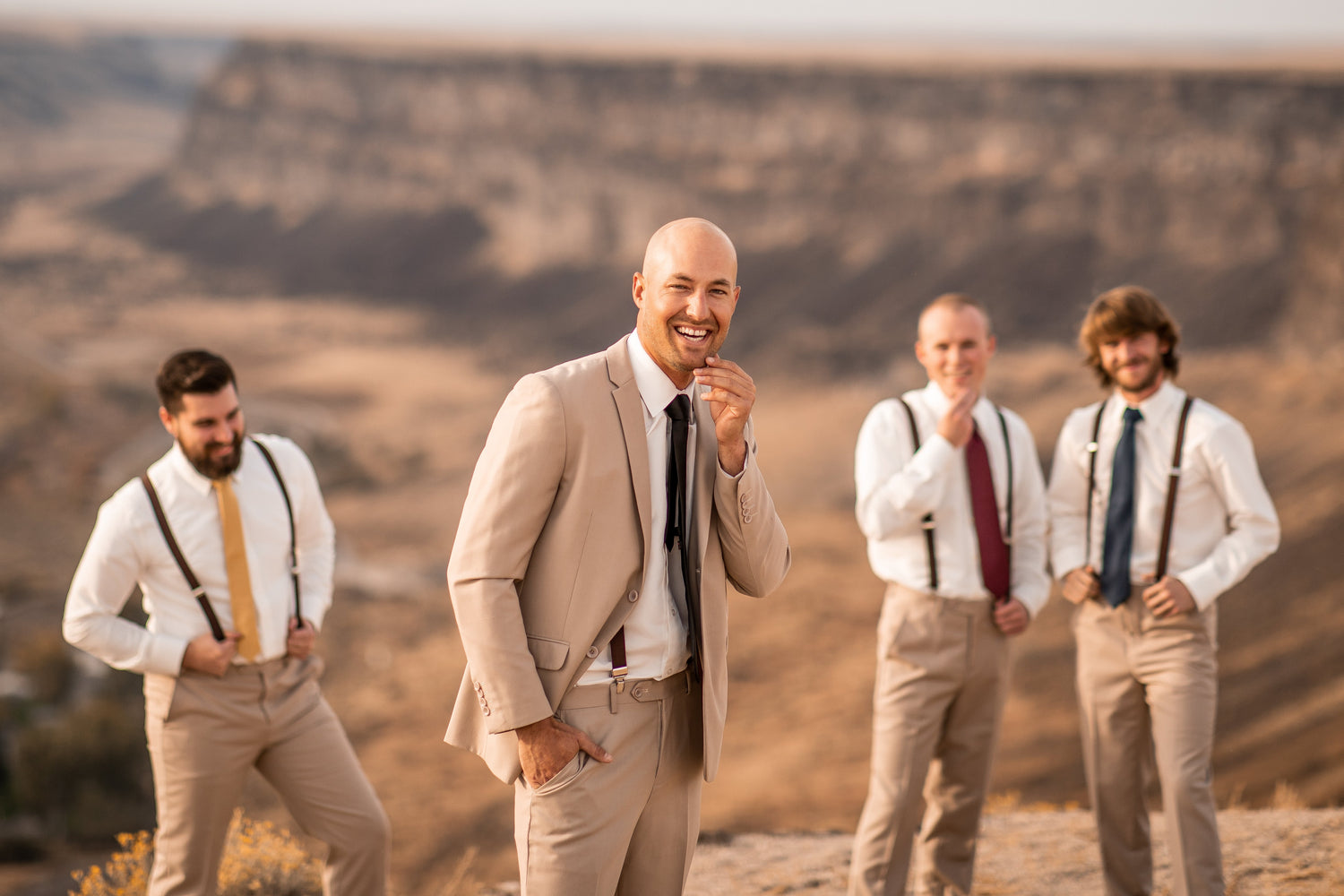 Men’s Formal Attire – Suits, Tuxedos & Accessories