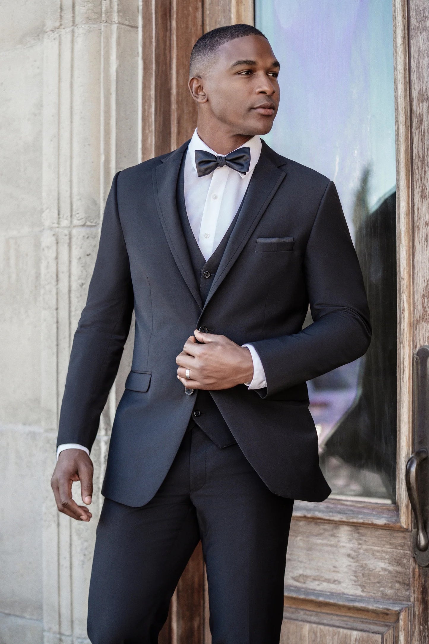 "The Ridge" Men's Slim Fit Black 3 Piece Suit