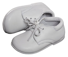 Load image into Gallery viewer, Infant White Round Toe Dress Shoe Lace Up - Noah - Tuxgear